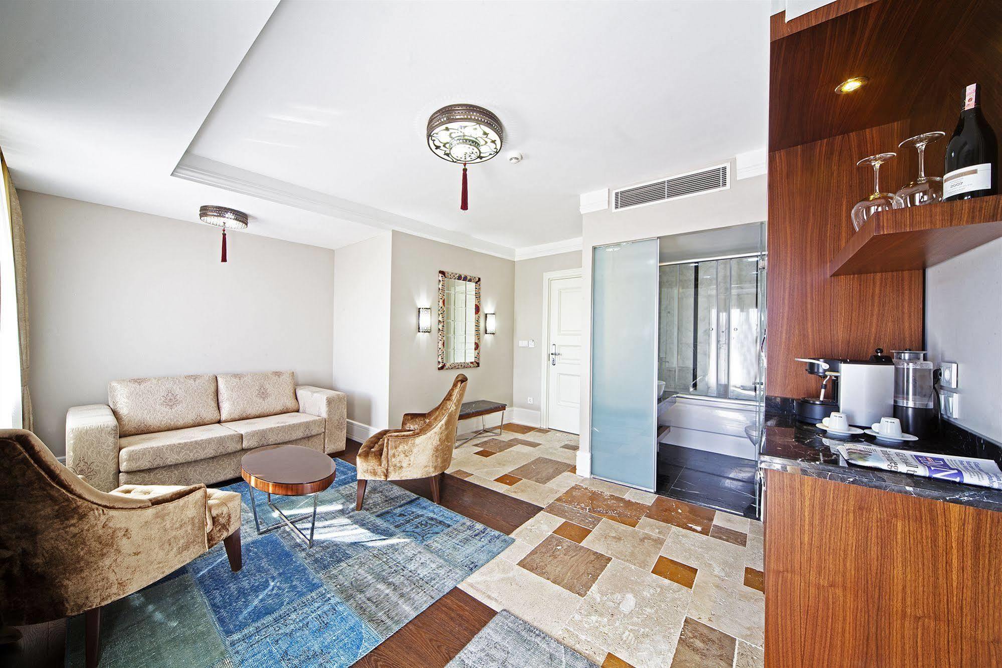 Azade Suites Istambul Exterior foto