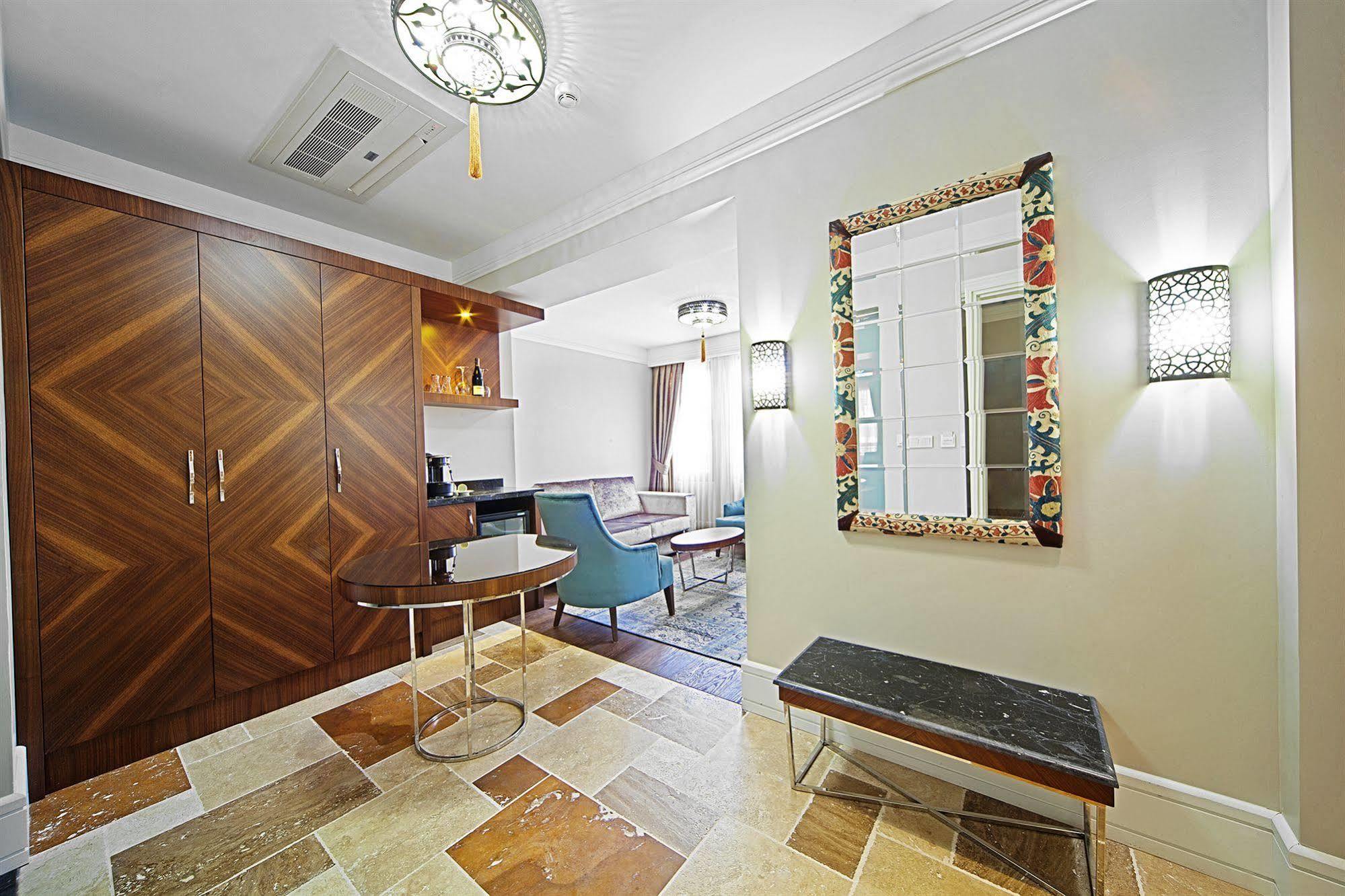 Azade Suites Istambul Exterior foto